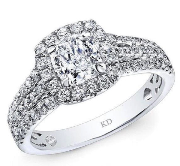 Princess-cut diamond engagement ring